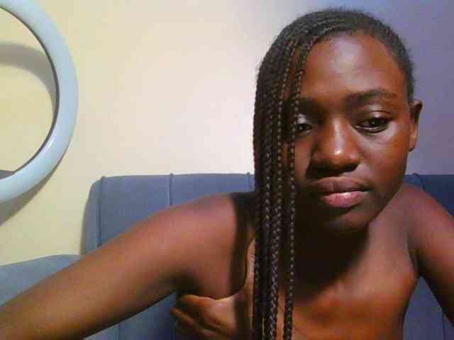 Preetygirl webcam