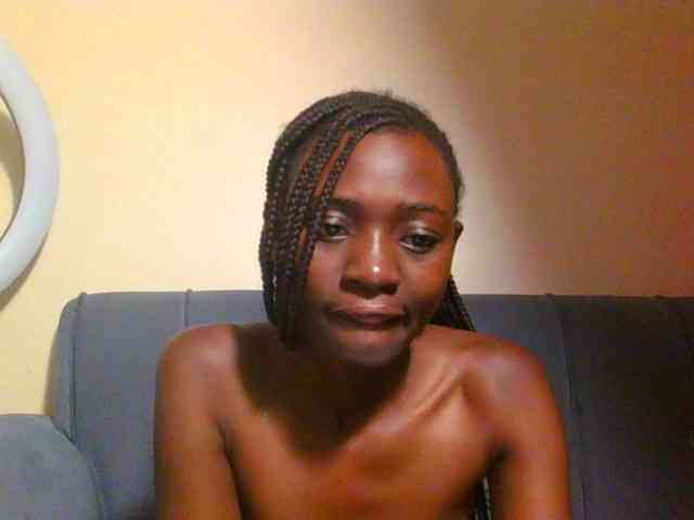 Preetygirl webcam