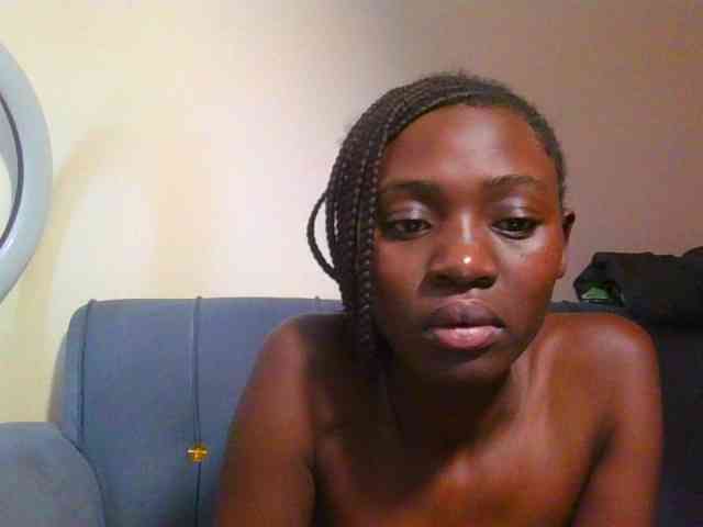 Preetygirl webcam