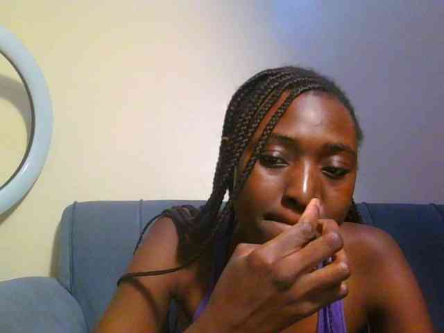 Preetygirl webcam