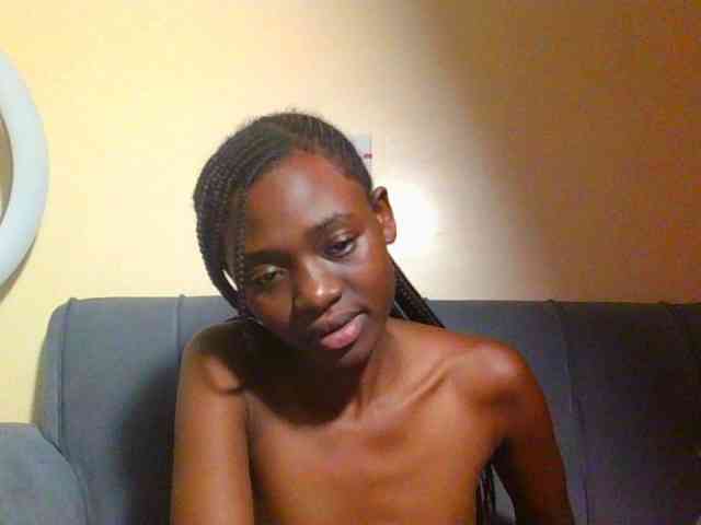 Preetygirl webcam