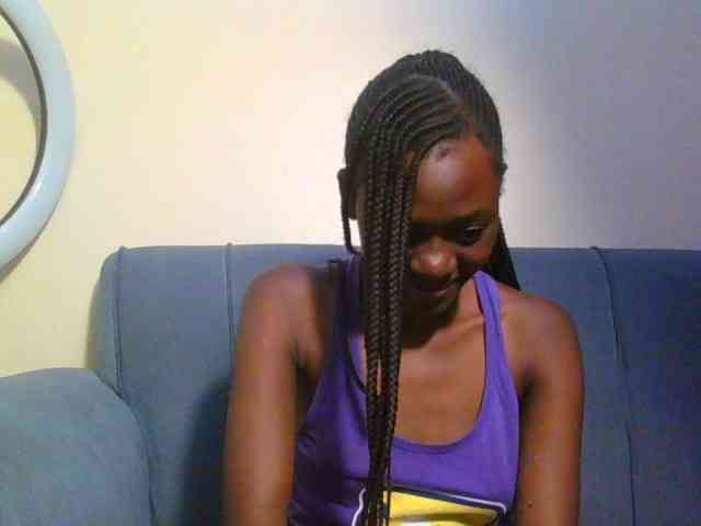 Preetygirl webcam