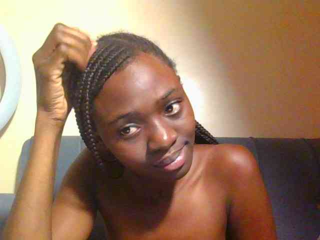 Preetygirl webcam