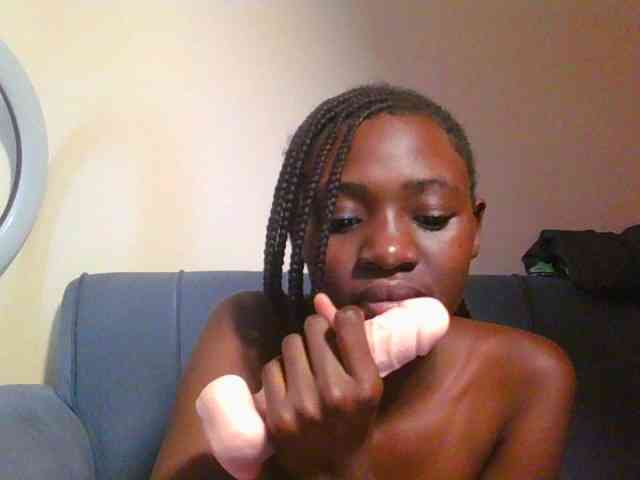 Preetygirl webcam