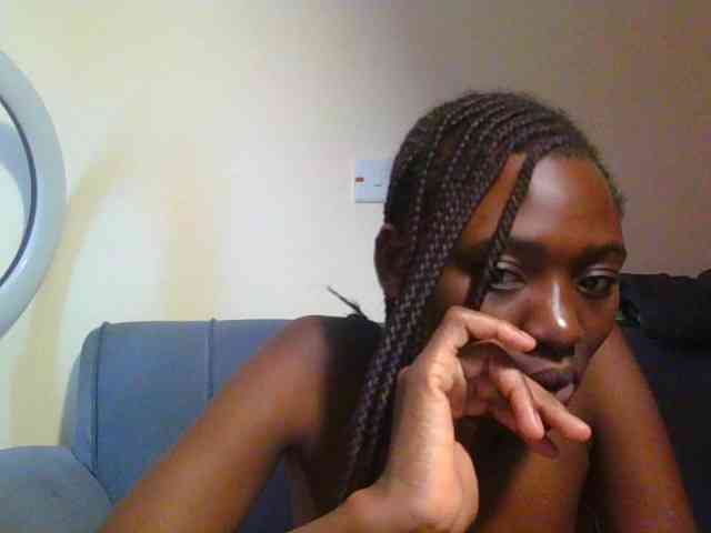 Preetygirl webcam