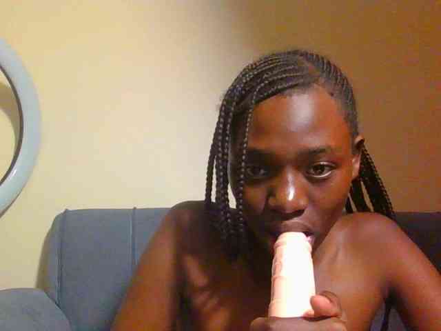 Preetygirl webcam