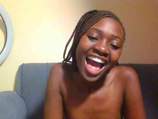 Preetygirl webcam
