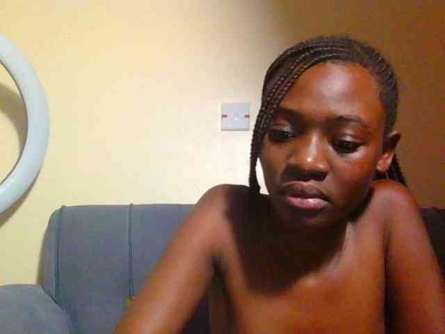 Preetygirl webcam