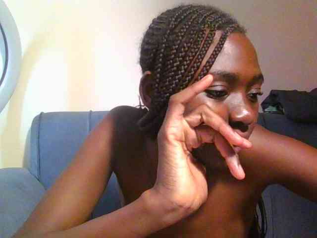 Preetygirl webcam