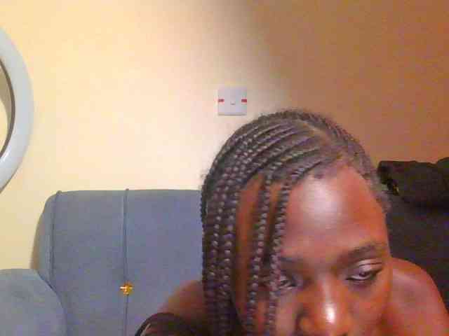 Preetygirl webcam