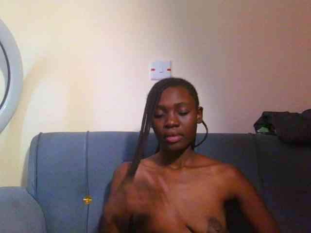 Preetygirl webcam