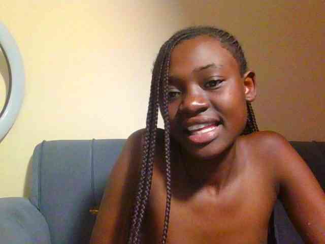 Preetygirl webcam