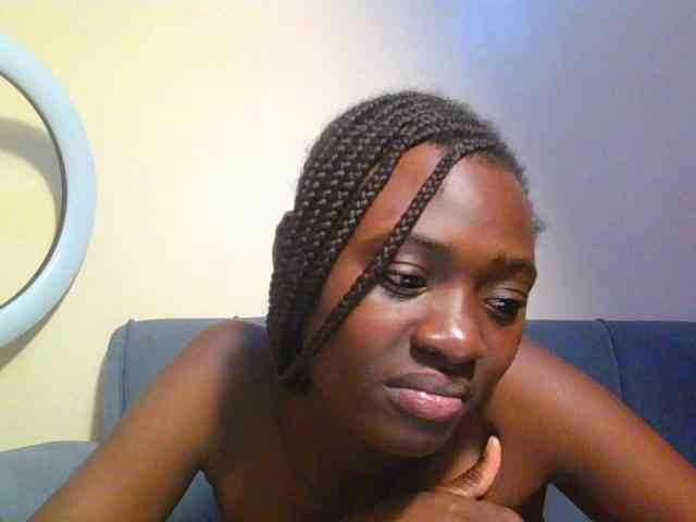 Preetygirl webcam