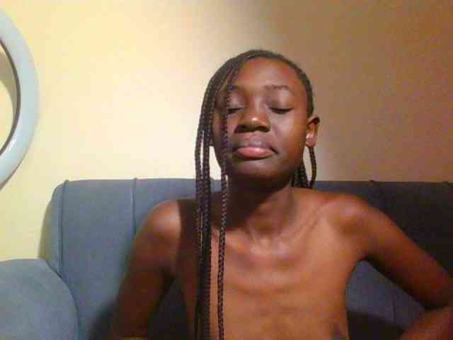 Preetygirl webcam