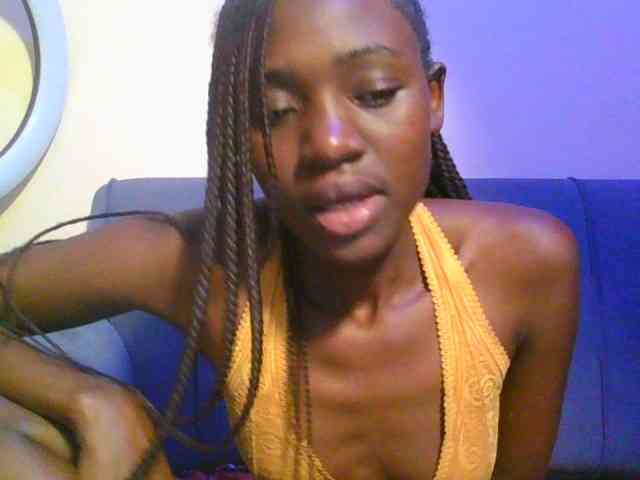 Preetygirl webcam
