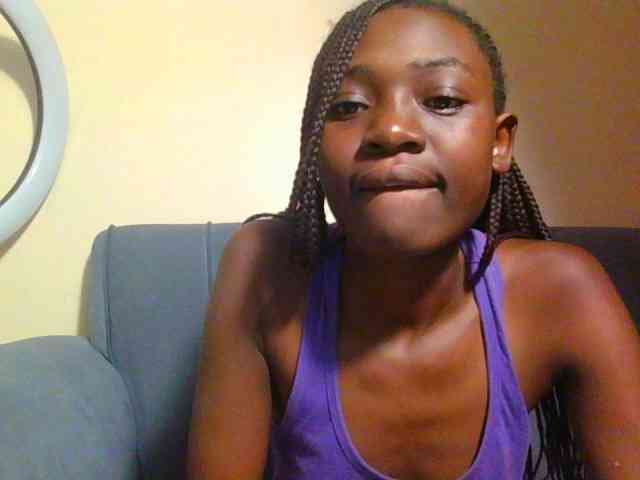 Preetygirl webcam