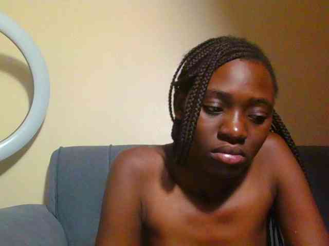 Preetygirl webcam