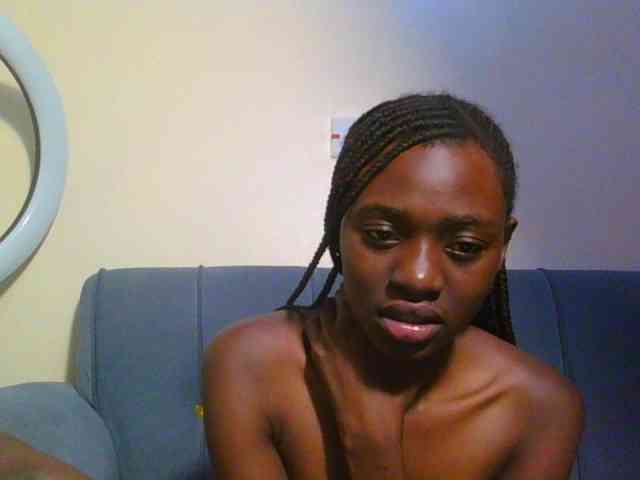 Preetygirl webcam
