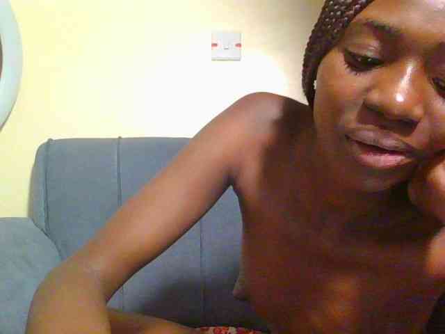 Preetygirl webcam