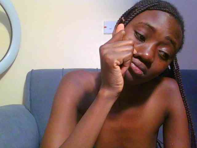 Preetygirl webcam