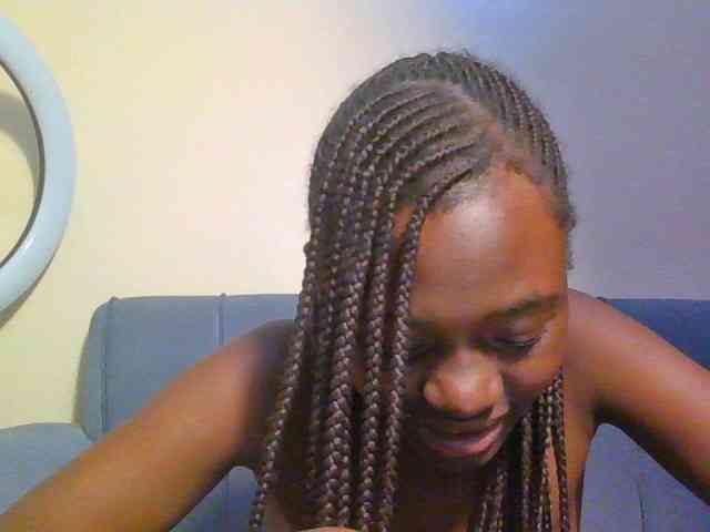 Preetygirl webcam