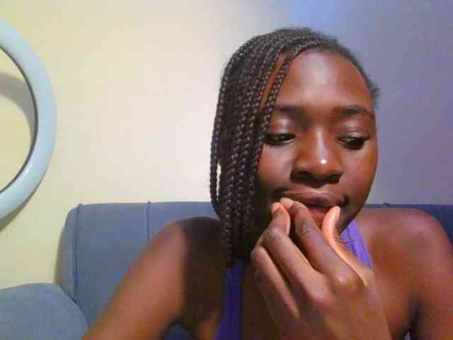 Preetygirl webcam