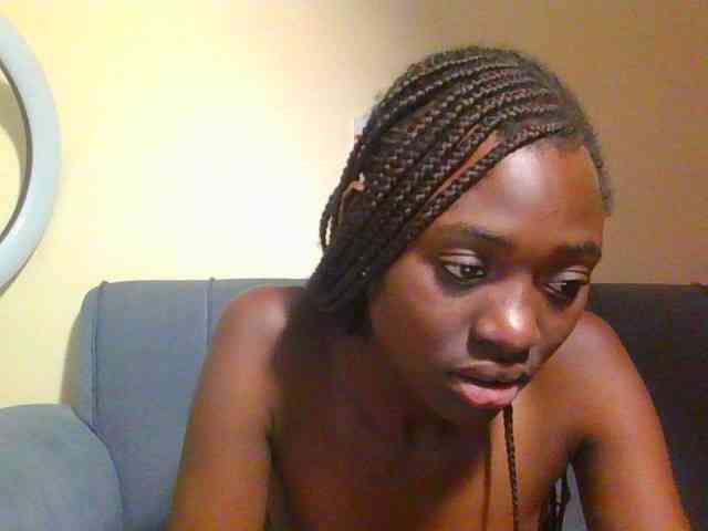 Preetygirl webcam