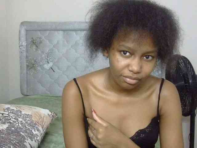 Prettylisa webcam