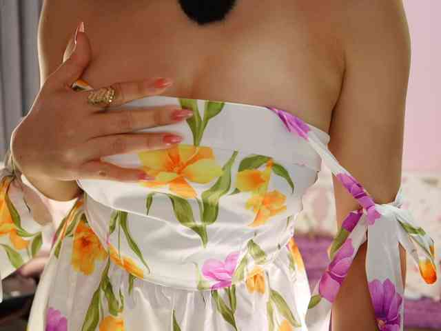 urFilipinaGirl webcam