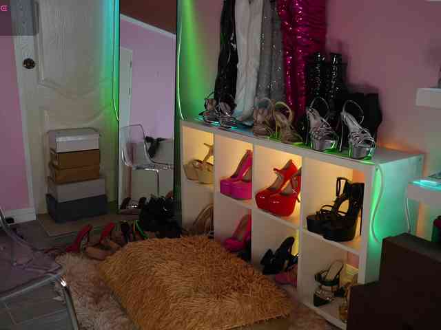 urFilipinaGirl webcam