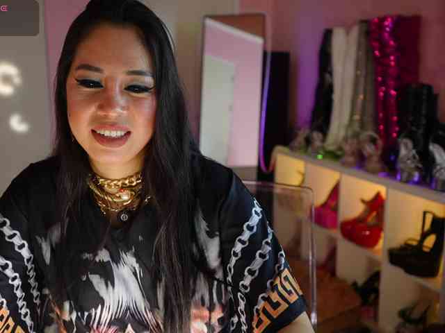 urFilipinaGirl webcam