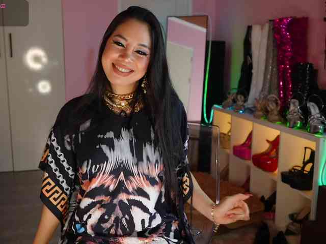 urFilipinaGirl webcam