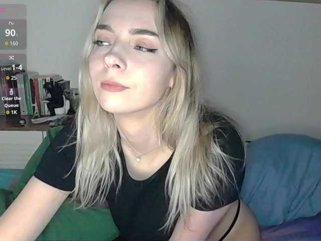 Vai a chattare su Almondmilka Almondmilka