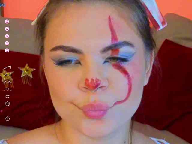 MiaMoonn webcam