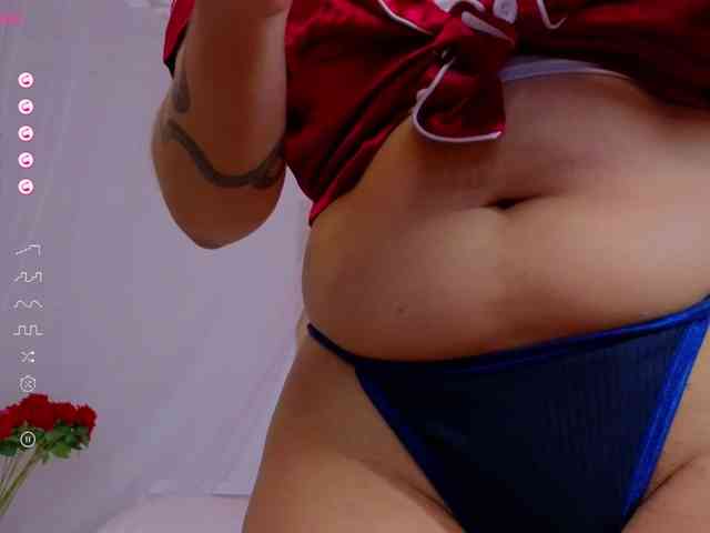 MiaMoonn webcam