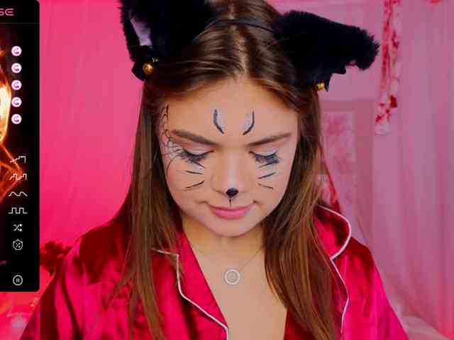 MiaMoonn webcam