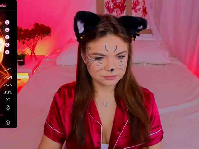 MiaMoonn webcam