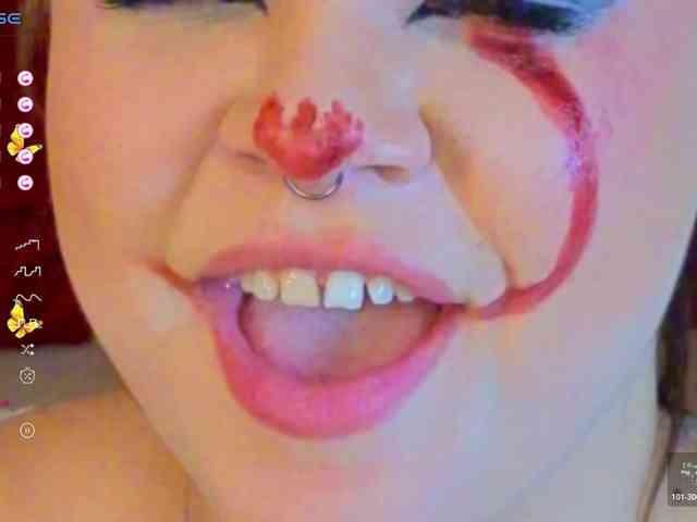 MiaMoonn webcam
