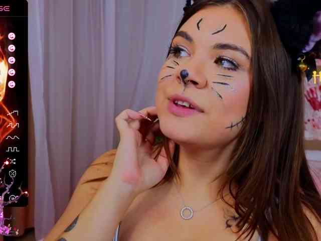 MiaMoonn webcam
