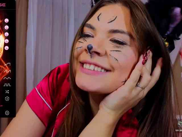 MiaMoonn webcam