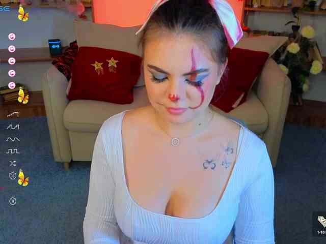 MiaMoonn webcam
