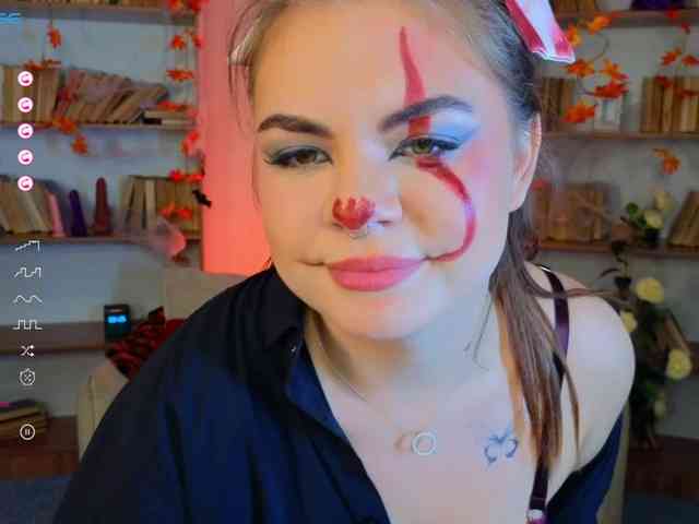 MiaMoonn webcam