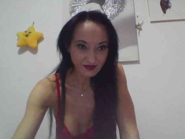 MilfSindy webcam