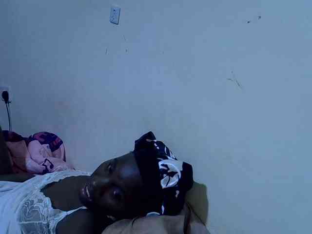 sexxy-maya1 webcam