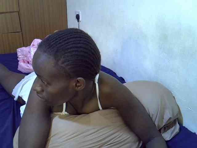 sexxy-maya1 webcam