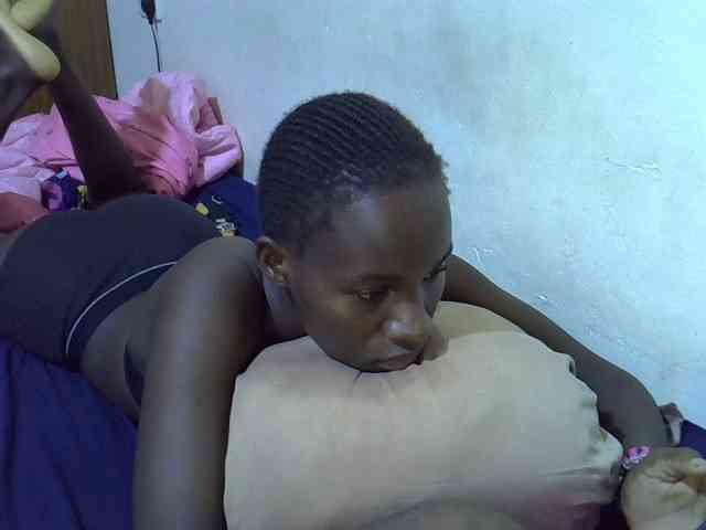 sexxy-maya1 webcam