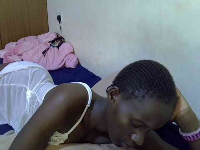 sexxy-maya1 webcam