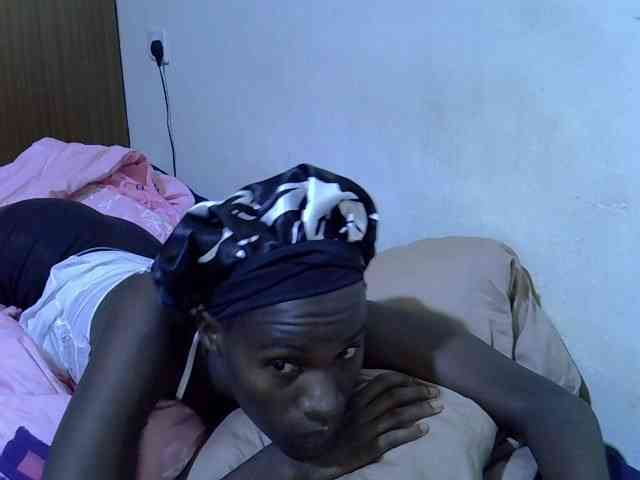 sexxy-maya1 webcam