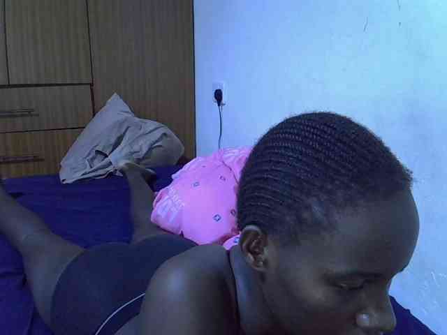 sexxy-maya1 webcam