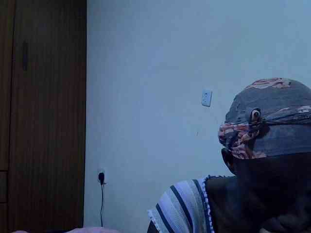 sexxy-maya1 webcam